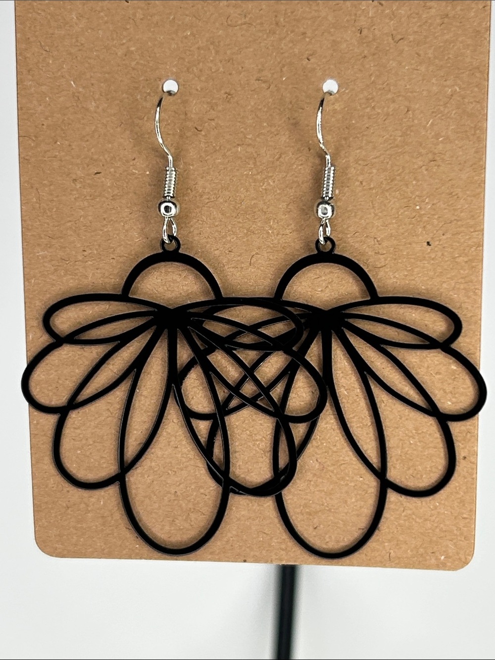 Black Floral Filigree Drop Earrings - Women Fashion Jewelry
